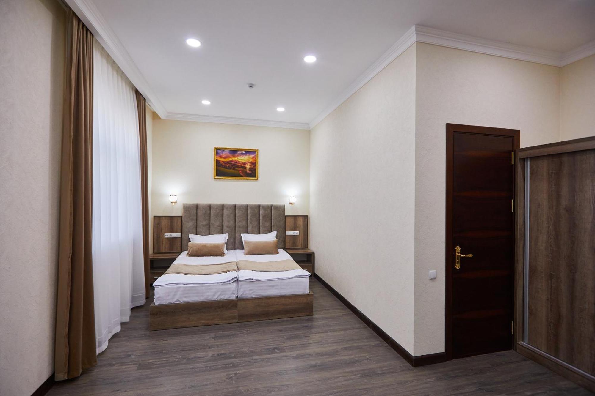 Hotel Grand Art Taskent Exterior foto